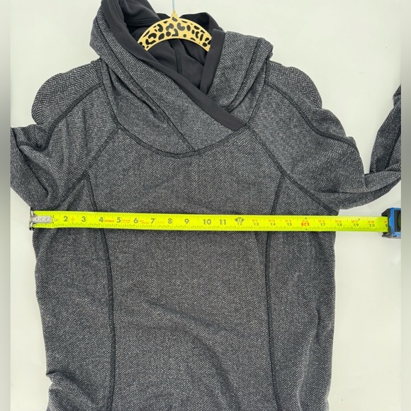 Lululemon Think Fast Pullover Hoodie - Picture 12 of 16